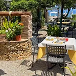 Rodriguez Hotel
