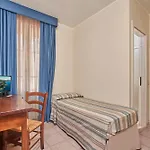 Rodriguez Hotel 3*