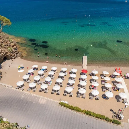 Отель Rodriguez