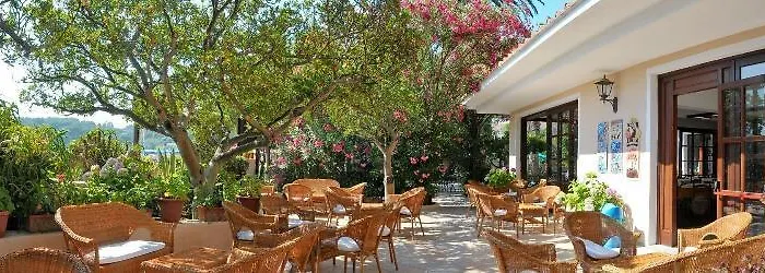 Отель Rodriguez