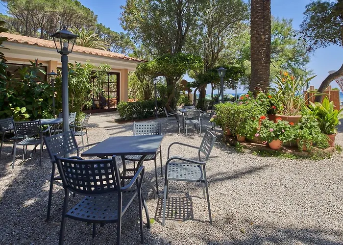 Отель Rodriguez 3*