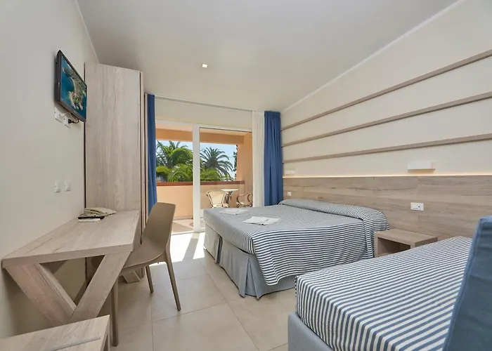 Rodriguez 3* קאפוליברי